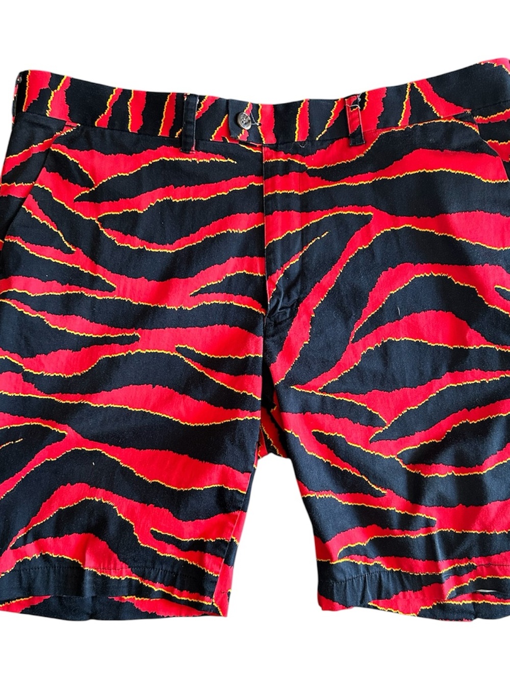 Loudmouth Shorts Golf Men’s‎ 42x 34L Red Cherry Bomb Tiger Stripe Cotton Lycra